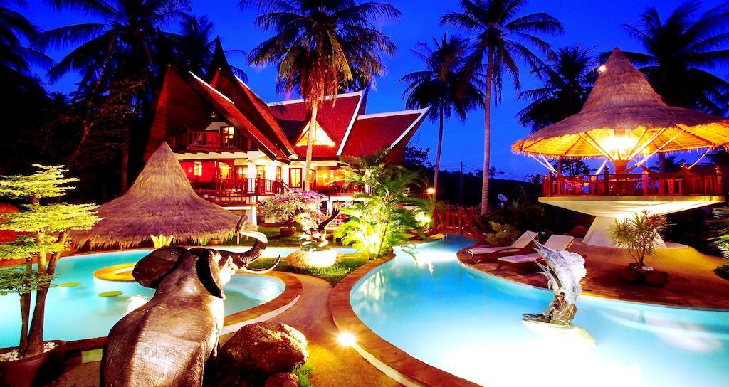 Coco Palace Resort Nai Harn Room photo
