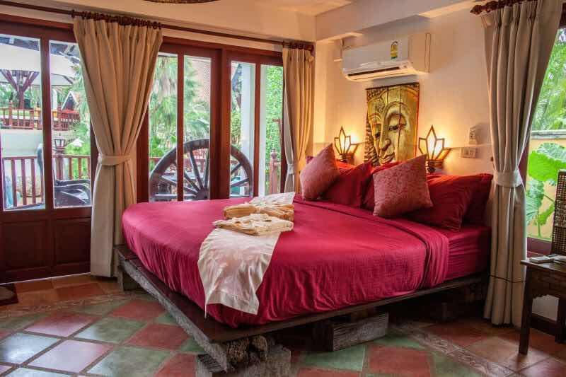 Coco Palace Resort Nai Harn Exterior photo